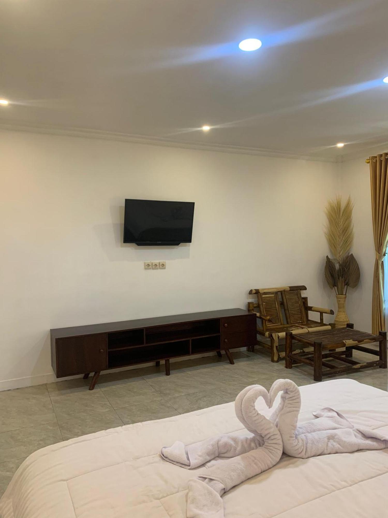 Bale Tetebatu Vila Exterior foto